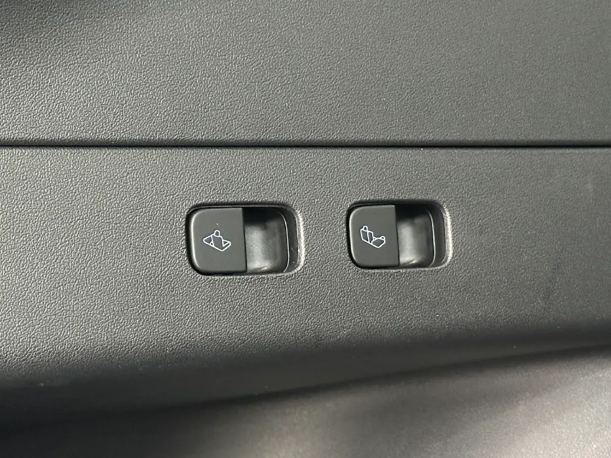 2024 Iveco OuSheng BEV 77.28KWH,autocango,china used car exporter,china ev exporter,chinese used car exporter,chinese used ev exporter