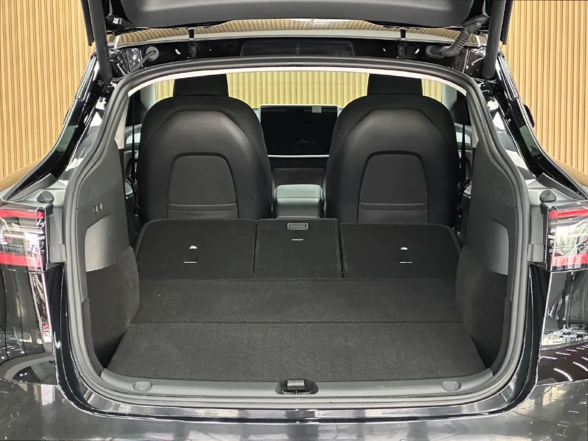 2024 Iveco OuSheng BEV 77.28KWH,autocango,china used car exporter,china ev exporter,chinese used car exporter,chinese used ev exporter