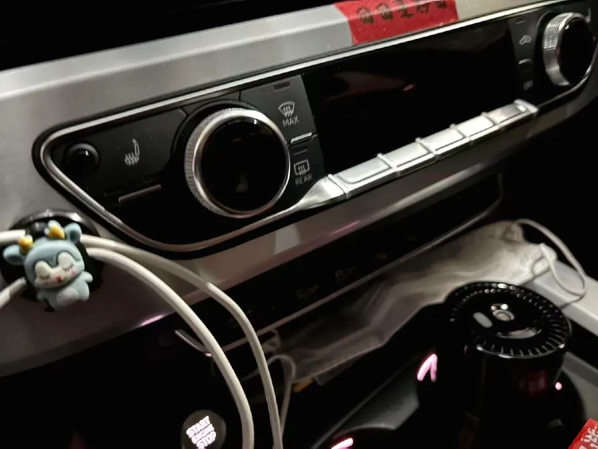 2020 Audi A4L 2.0T 190HP L4 7DCT,autocango,china used car exporter,china ev exporter,chinese used car exporter,chinese used ev exporter