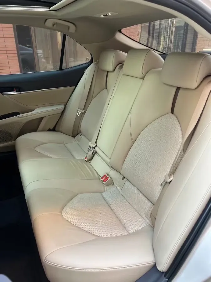 2018 Toyota Camry 2.5L 209HP L4 8AT,autocango,china used car exporter,china ev exporter,chinese used car exporter,chinese used ev exporter