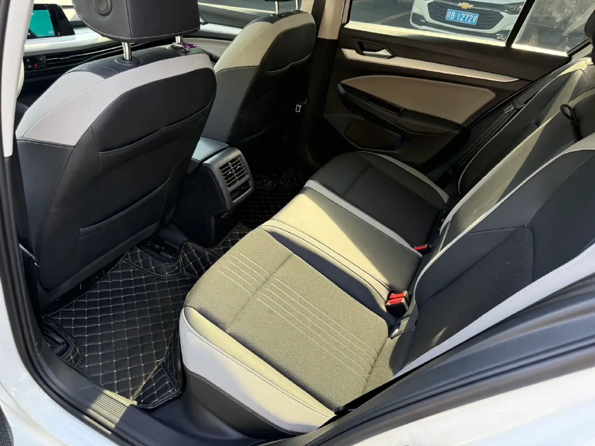 2021 Volkswagen Golf 1.4T 150HP L4 7DCT,autocango,china used car exporter,china ev exporter,chinese used car exporter,chinese used ev exporter