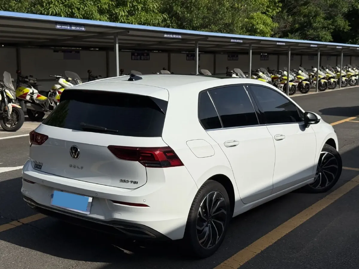 2021 Volkswagen Golf 1.4T 150HP L4 7DCT,autocango,china used car exporter,china ev exporter,chinese used car exporter,chinese used ev exporter