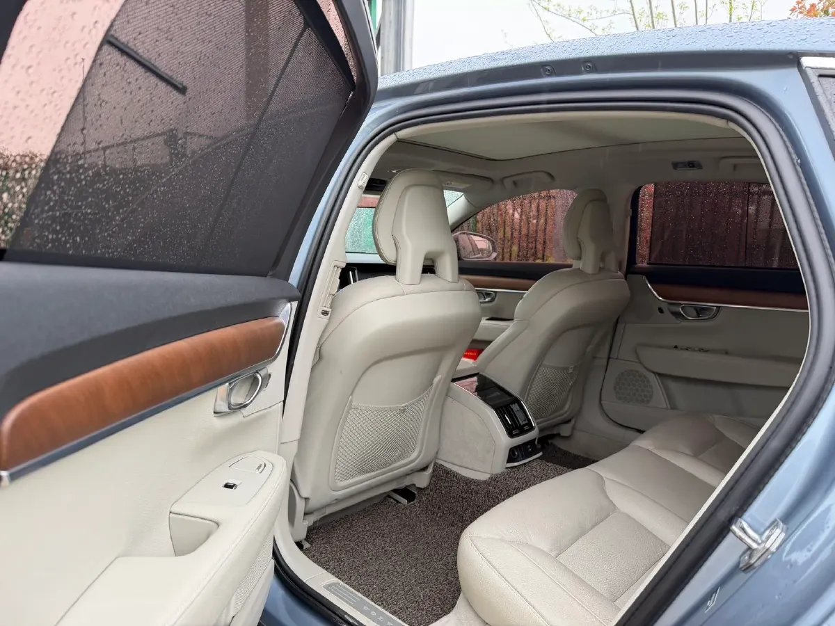 2018 Volvo S90 2.0T 254HP L4 8AT,autocango,china used car exporter,china ev exporter,chinese used car exporter,chinese used ev exporter