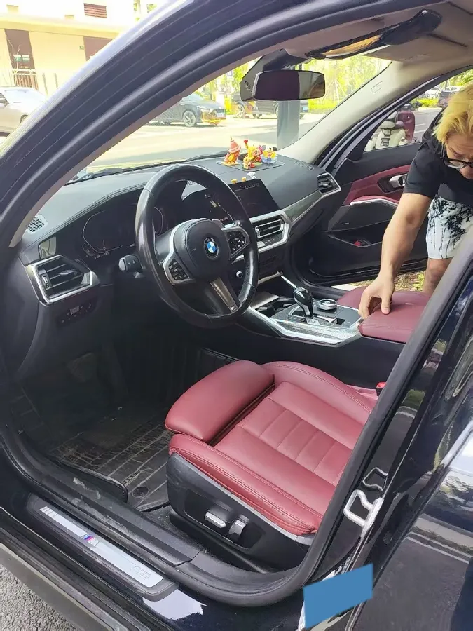 2021 BMW 3 Series 2.0T 184HP L4 8AT,autocango,china used car exporter,china ev exporter,chinese used car exporter,chinese used ev exporter