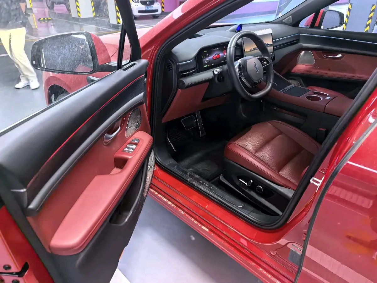 2025 AITO AITO M5 1.5T 152HP L4 REEV 42KWH,autocango,china used car exporter,china ev exporter,chinese used car exporter,chinese used ev exporter