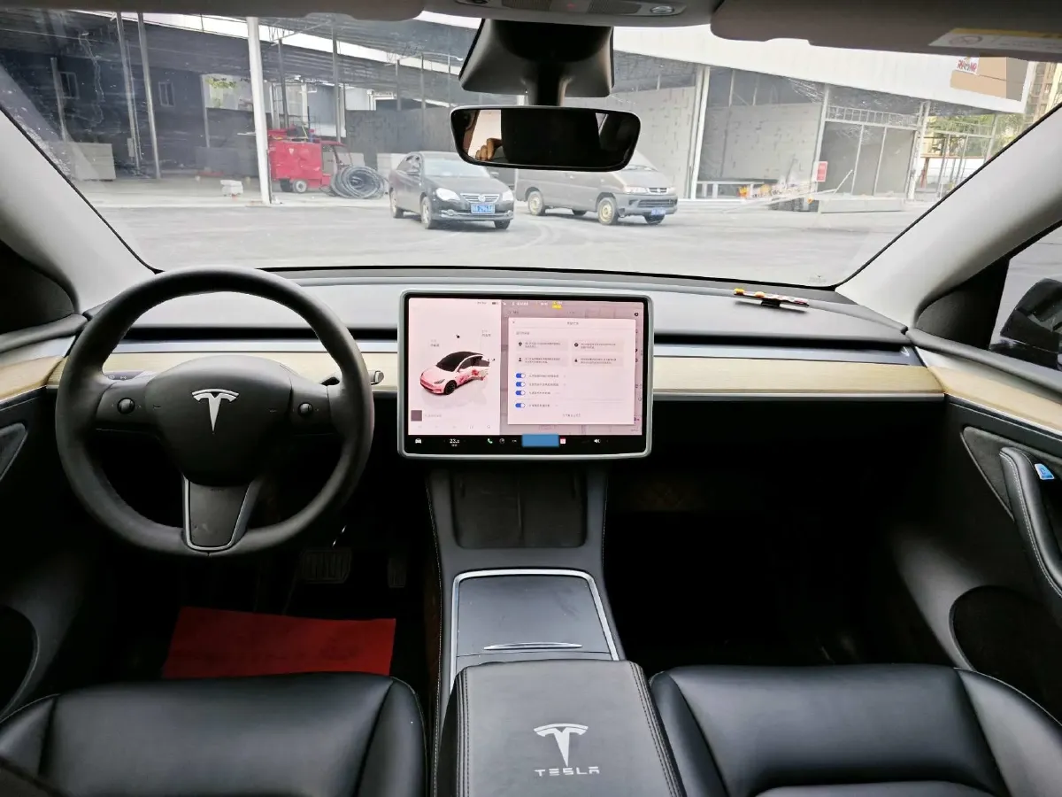 2022 Tesla Model Y BEV 60KWH,autocango,china used car exporter,china ev exporter,chinese used car exporter,chinese used ev exporter