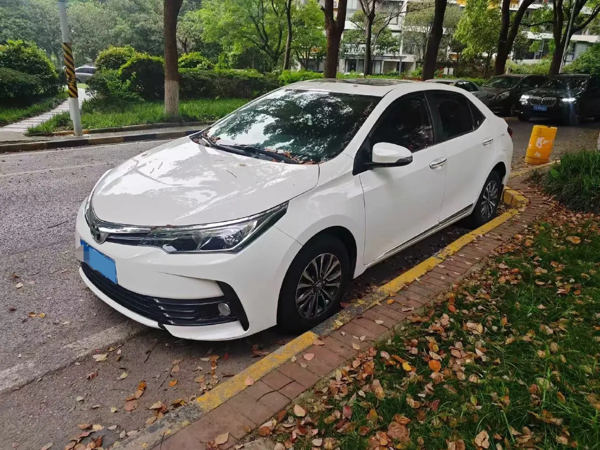 2017 Toyota Corolla 1.2T 116HP L4 CVT,autocango,china used car exporter,china ev exporter,chinese used car exporter,chinese used ev exporter