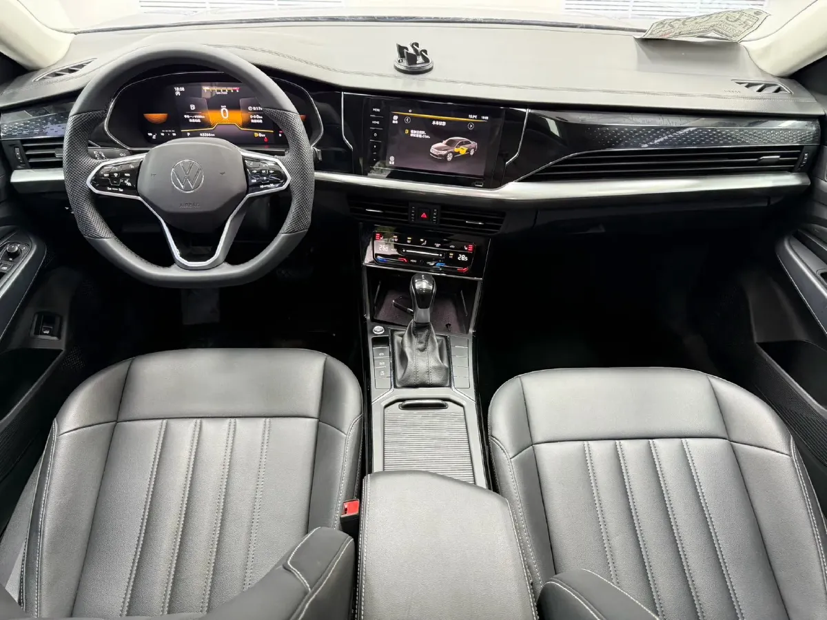 2023 Volkswagen Passat 1.4T 150HP L4 7DCT,autocango,china used car exporter,china ev exporter,chinese used car exporter,chinese used ev exporter