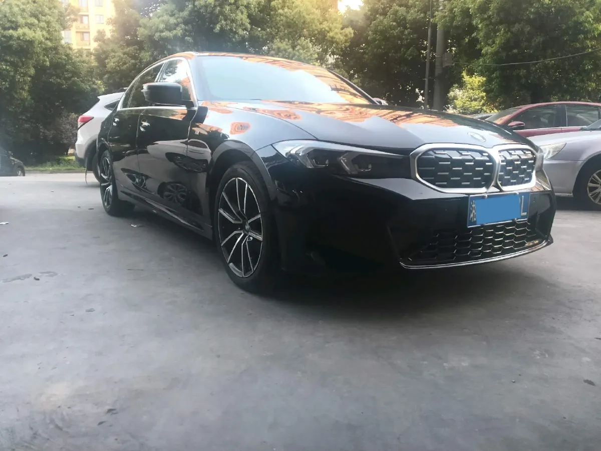 2024 BMW 3 Series 2.0T 184HP L4 8AT,autocango,china used car exporter,china ev exporter,chinese used car exporter,chinese used ev exporter