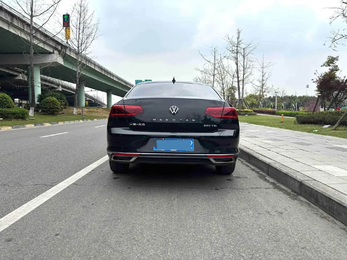 2020 Volkswagen Magotan 2.0T 186HP L4 7DCT,autocango,china used car exporter,china ev exporter,chinese used car exporter,chinese used ev exporter