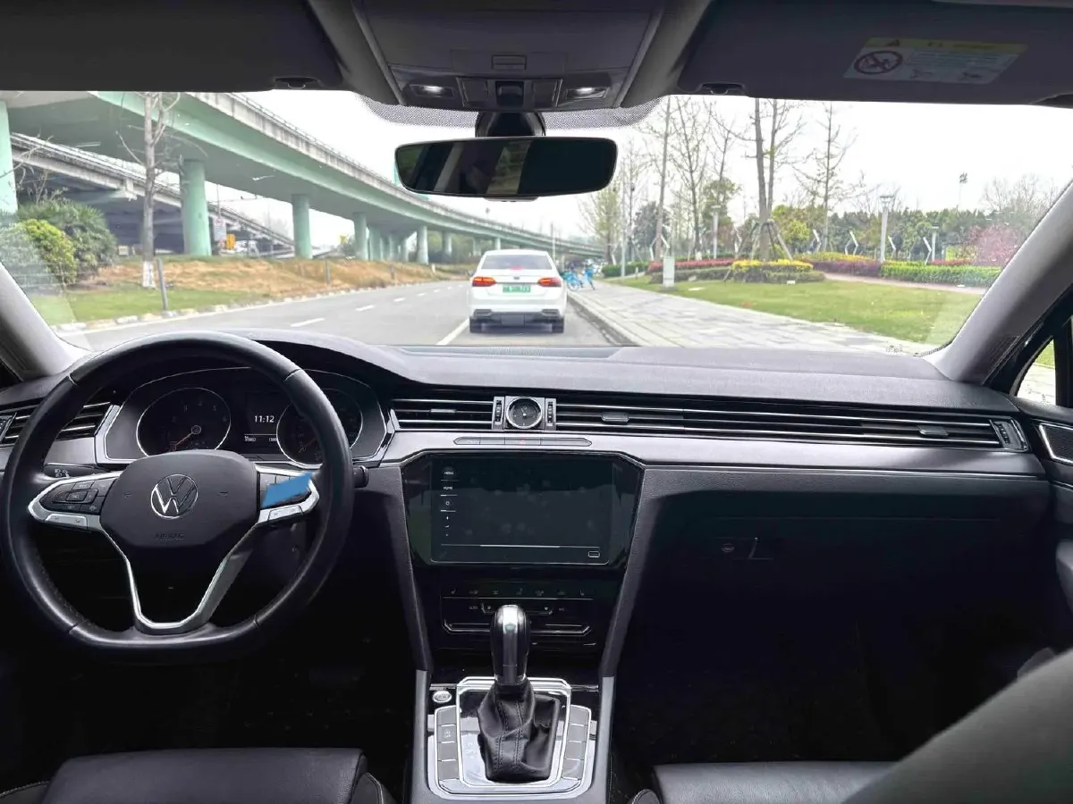 2020 Volkswagen Magotan 2.0T 186HP L4 7DCT,autocango,china used car exporter,china ev exporter,chinese used car exporter,chinese used ev exporter