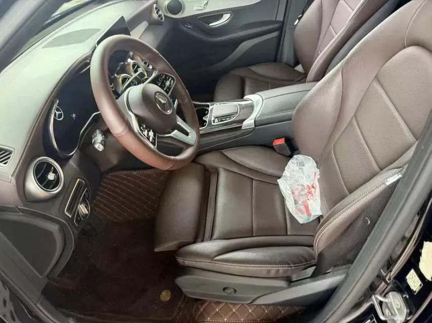 2021 Mercedes-Benz GLC Class 2.0T 197HP L4 9AT,autocango,china used car exporter,china ev exporter,chinese used car exporter,chinese used ev exporter