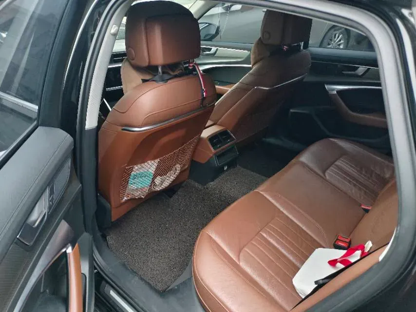 2019 Audi A6L 2.0T 190HP L4 7DCT,autocango,china used car exporter,china ev exporter,chinese used car exporter,chinese used ev exporter