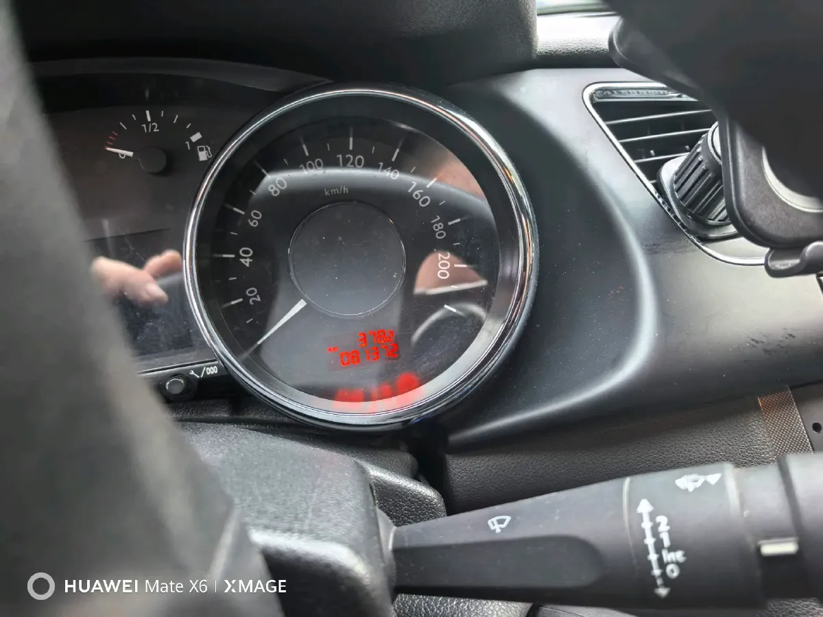 2016 Peugeot 3008 2.0L 147HP L4 6AT,autocango,china used car exporter,china ev exporter,chinese used car exporter,chinese used ev exporter