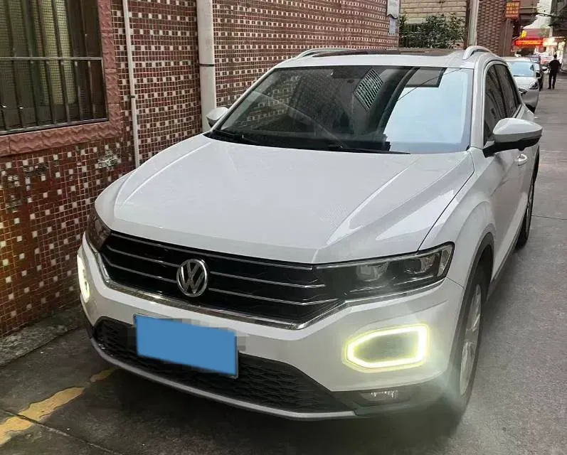 2019 Volkswagen T-Roc 1.4T 131HP L4 7DCT,autocango,china used car exporter,china ev exporter,chinese used car exporter,chinese used ev exporter