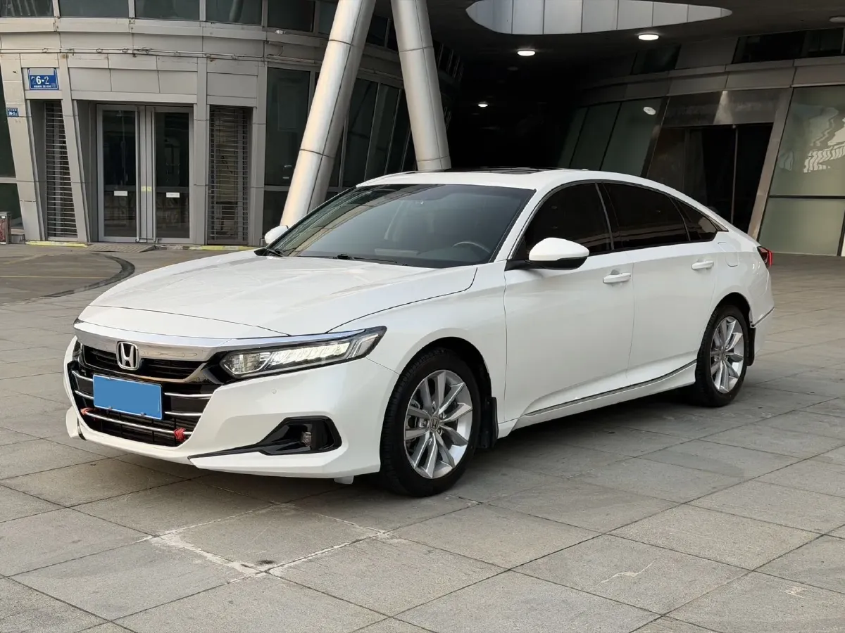 2022 Honda Accord 1.5T 194HP L4 CVT,autocango,china used car exporter,china ev exporter,chinese used car exporter,chinese used ev exporter