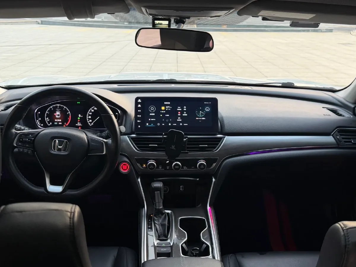 2022 Honda Accord 1.5T 194HP L4 CVT,autocango,china used car exporter,china ev exporter,chinese used car exporter,chinese used ev exporter