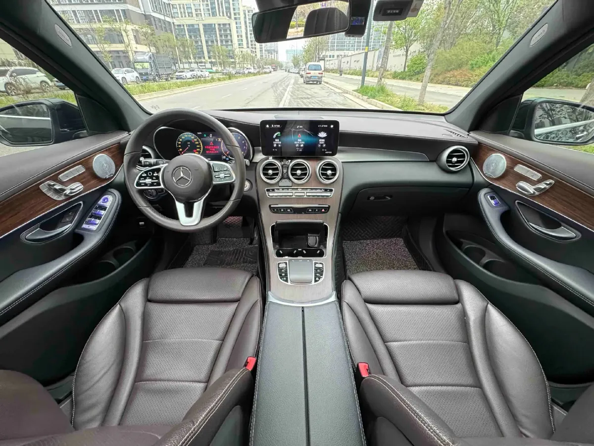 2021 Mercedes-Benz GLC Class 2.0T 258HP L4 9AT,autocango,china used car exporter,china ev exporter,chinese used car exporter,chinese used ev exporter