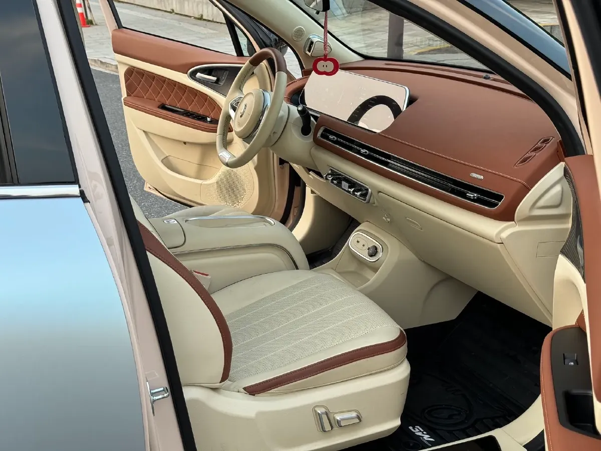 2023 Ora FunkyCat BEV 45.99KWH,autocango,china used car exporter,china ev exporter,chinese used car exporter,chinese used ev exporter