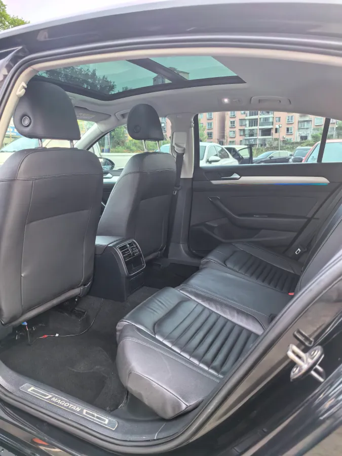 2019 Citroen C6 1.6T 170HP L4 6AT,autocango,china used car exporter,china ev exporter,chinese used car exporter,chinese used ev exporter