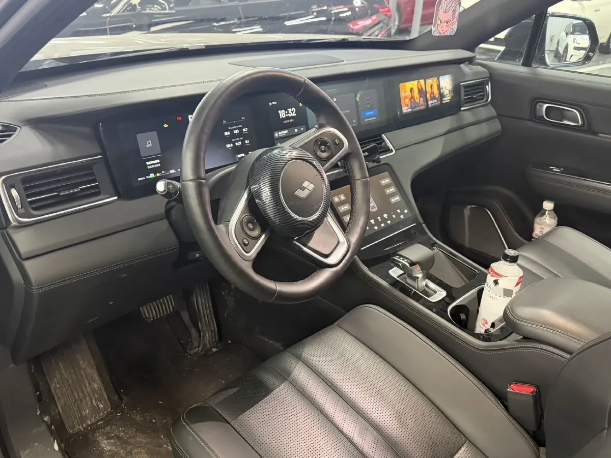 2020 Li ONE Range Extended 131HP REEV 40.5KWH,autocango,china used car exporter,china ev exporter,chinese used car exporter,chinese used ev exporter