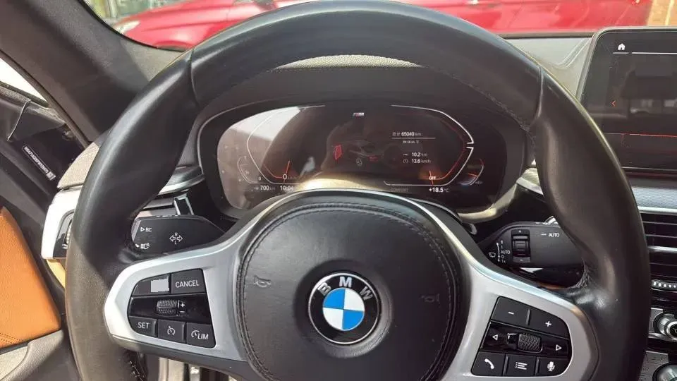 2022 BMW 5 Series 2.0T 184HP L4 8AT,autocango,china used car exporter,china ev exporter,chinese used car exporter,chinese used ev exporter