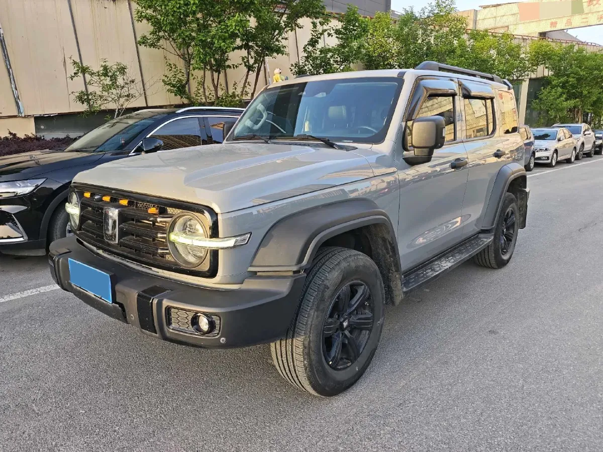 2021 Tank 300 2.0T 227HP L4 8AT,autocango,china used car exporter,china ev exporter,chinese used car exporter,chinese used ev exporter