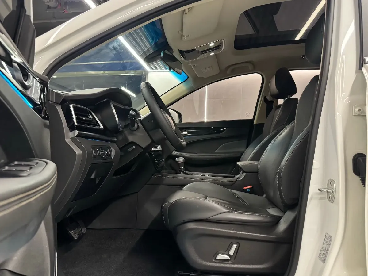 2019 Jetour X90 1.6T 197HP L4 7DCT,autocango,china used car exporter,china ev exporter,chinese used car exporter,chinese used ev exporter