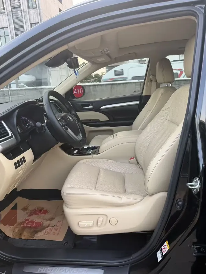 2018 Jeep Grand Commander 2.0T 265HP L4 9AT,autocango,china used car exporter,china ev exporter,chinese used car exporter,chinese used ev exporter
