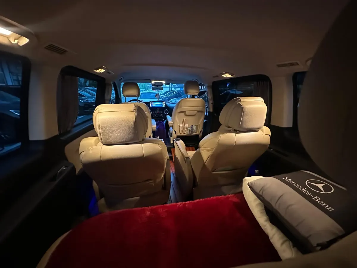 2020 Mercedes-Benz Vito 2.0T 211HP L4 9AT,autocango,china used car exporter,china ev exporter,chinese used car exporter,chinese used ev exporter