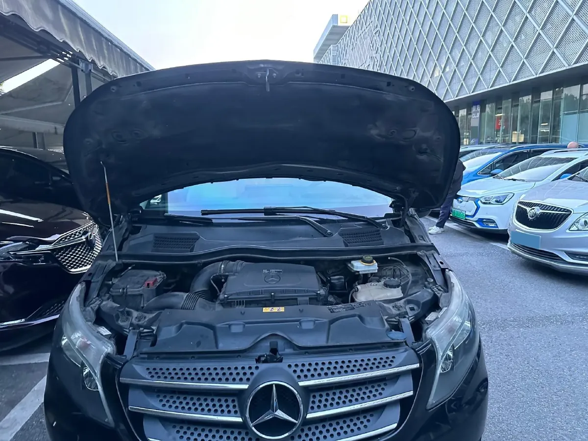 2020 Mercedes-Benz Vito 2.0T 211HP L4 9AT,autocango,china used car exporter,china ev exporter,chinese used car exporter,chinese used ev exporter