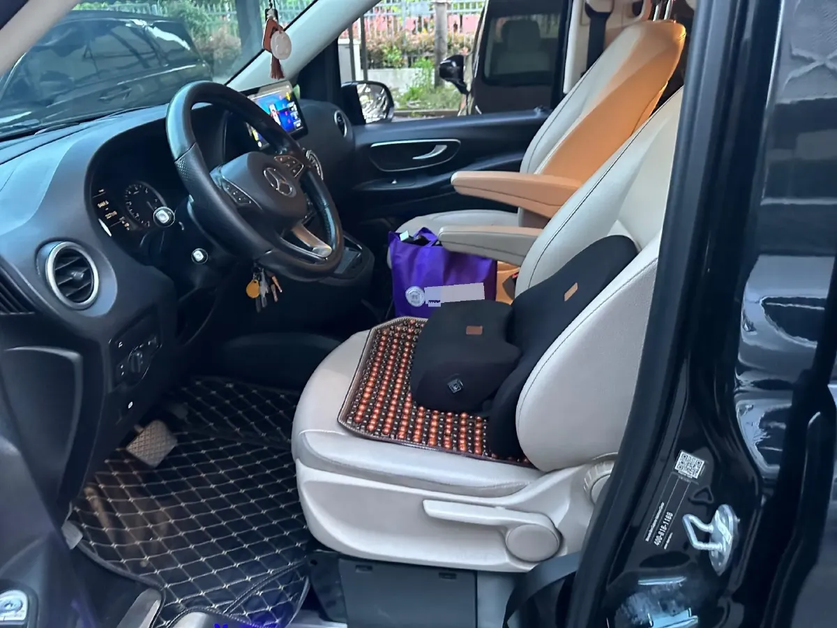 2020 Mercedes-Benz Vito 2.0T 211HP L4 9AT,autocango,china used car exporter,china ev exporter,chinese used car exporter,chinese used ev exporter