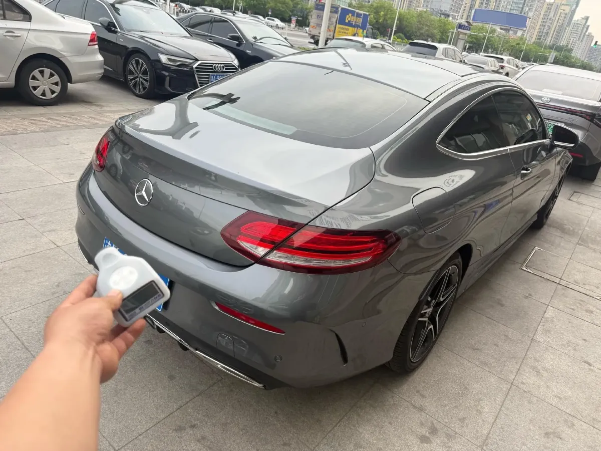 2020 Mercedes-Benz C Class 1.5T 156HP L4 9AT,autocango,china used car exporter,china ev exporter,chinese used car exporter,chinese used ev exporter