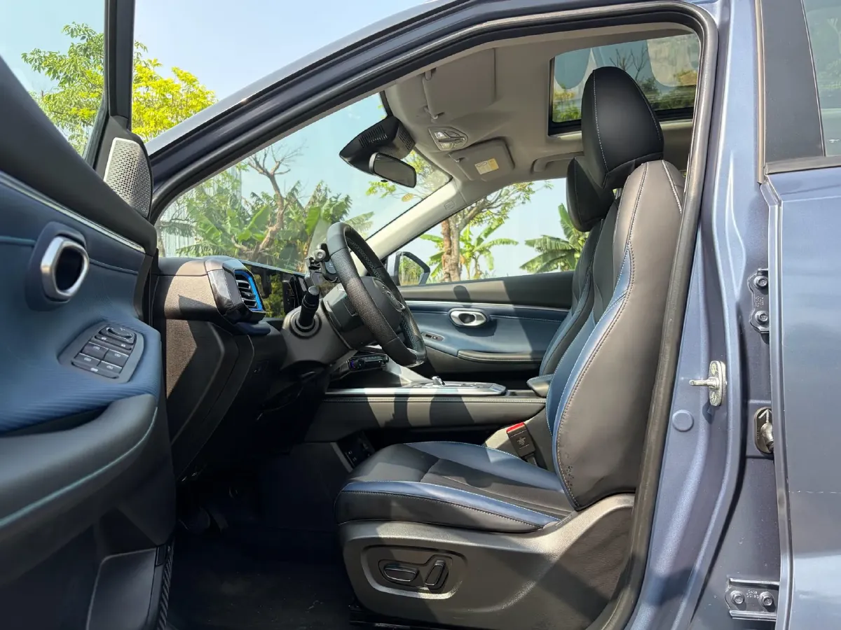 2023 GAC Trumpchi GS3 1.5T 177HP L4 7DCT,autocango,china used car exporter,china ev exporter,chinese used car exporter,chinese used ev exporter