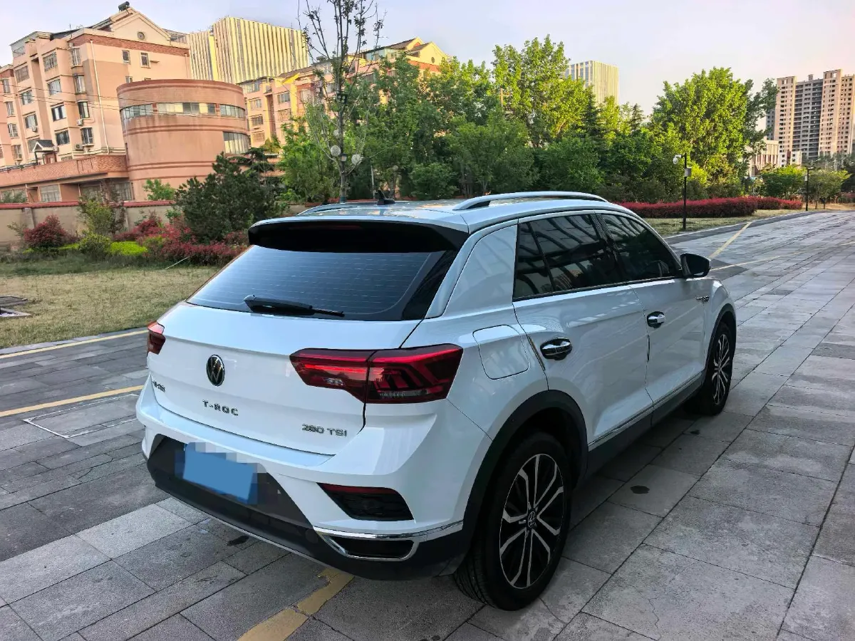 2021 Volkswagen T-Roc 1.4T 150HP L4 7DCT,autocango,china used car exporter,china ev exporter,chinese used car exporter,chinese used ev exporter