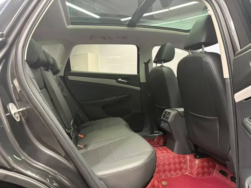 2022 Jetta VS7 1.4T 150HP L4 6AT,autocango,china used car exporter,china ev exporter,chinese used car exporter,chinese used ev exporter