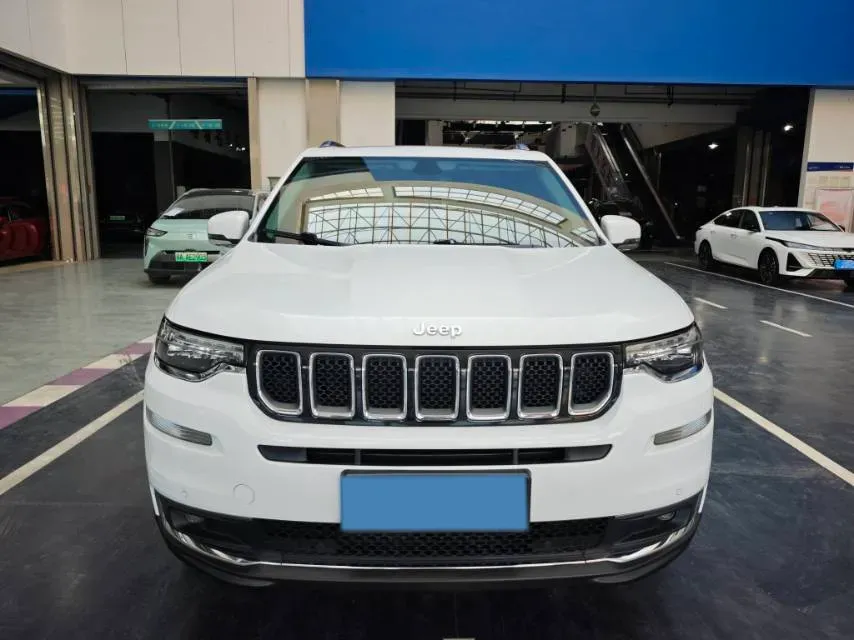 2018 Jeep Grand Commander 2.0T 234HP L4 9AT,autocango,china used car exporter,china ev exporter,chinese used car exporter,chinese used ev exporter
