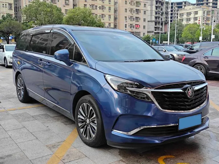 2022 Buick GL8 2.0T 237HP L4 9AT,autocango,china used car exporter,china ev exporter,chinese used car exporter,chinese used ev exporter