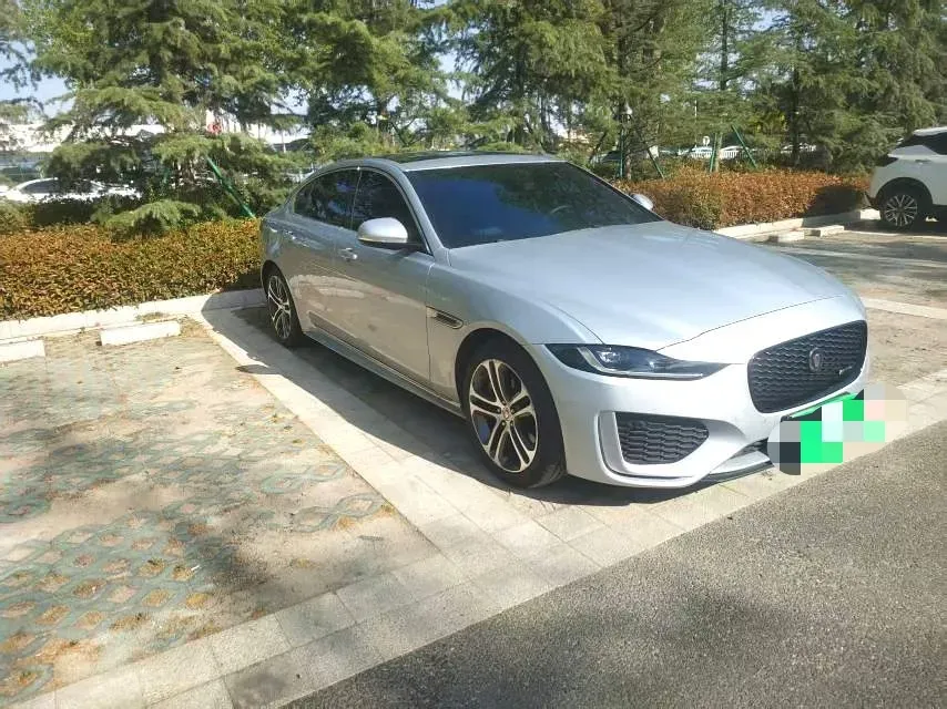 2021 Jaguar XEL 2.0T 250HP L4 8AT,autocango,china used car exporter,china ev exporter,chinese used car exporter,chinese used ev exporter