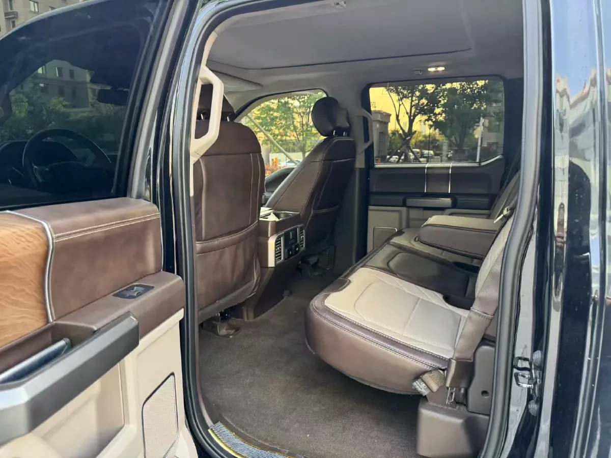 2019 Ford F-150 3.5T 381HP V6 10AT,autocango,china used car exporter,china ev exporter,chinese used car exporter,chinese used ev exporter