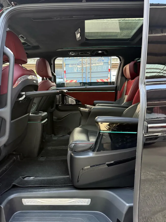 2023 GAC Trumpchi M8 2.0T 252HP L4 8AT,autocango,china used car exporter,china ev exporter,chinese used car exporter,chinese used ev exporter