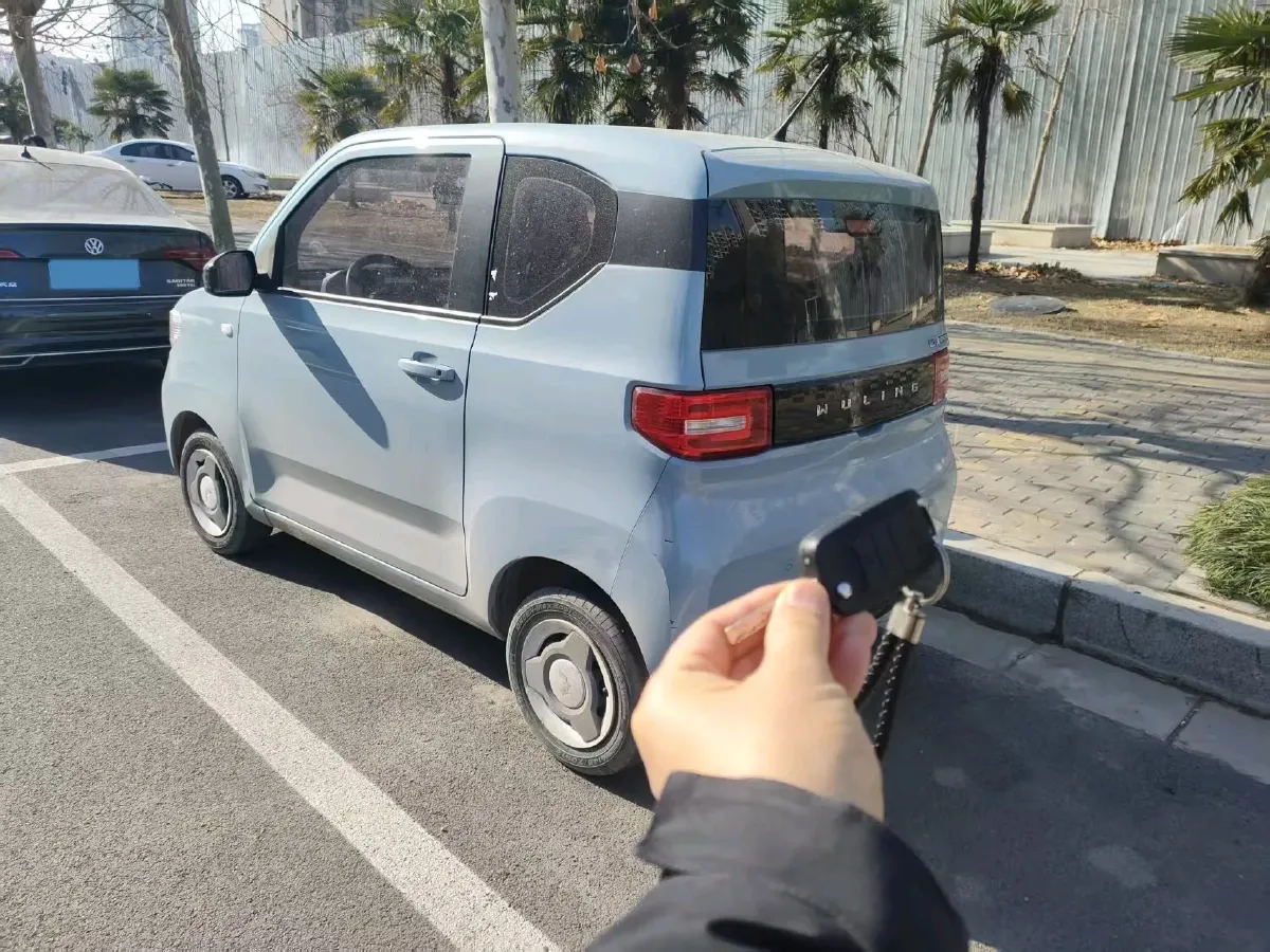 2022 LingBox uni BEV 11.52KWH,autocango,china used car exporter,china ev exporter,chinese used car exporter,chinese used ev exporter