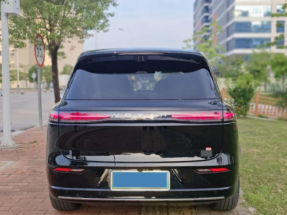 2026 Voyah 9L 1.5T 150HP L4 PHEV,autocango,china used car exporter,china ev exporter,chinese used car exporter,chinese used ev exporter
