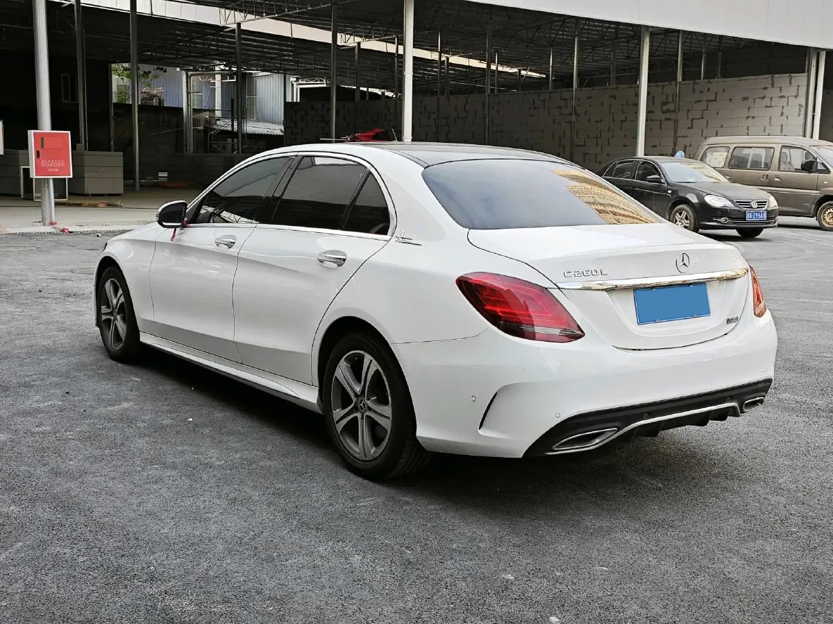 2021 Mercedes-Benz C Class 1.5T 184HP L4 9AT,autocango,china used car exporter,china ev exporter,chinese used car exporter,chinese used ev exporter