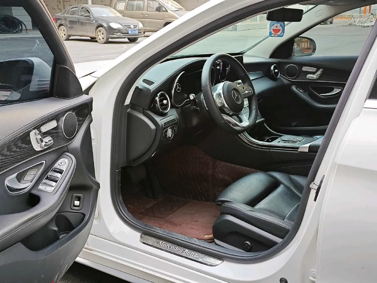2021 Mercedes-Benz C Class 1.5T 184HP L4 9AT,autocango,china used car exporter,china ev exporter,chinese used car exporter,chinese used ev exporter
