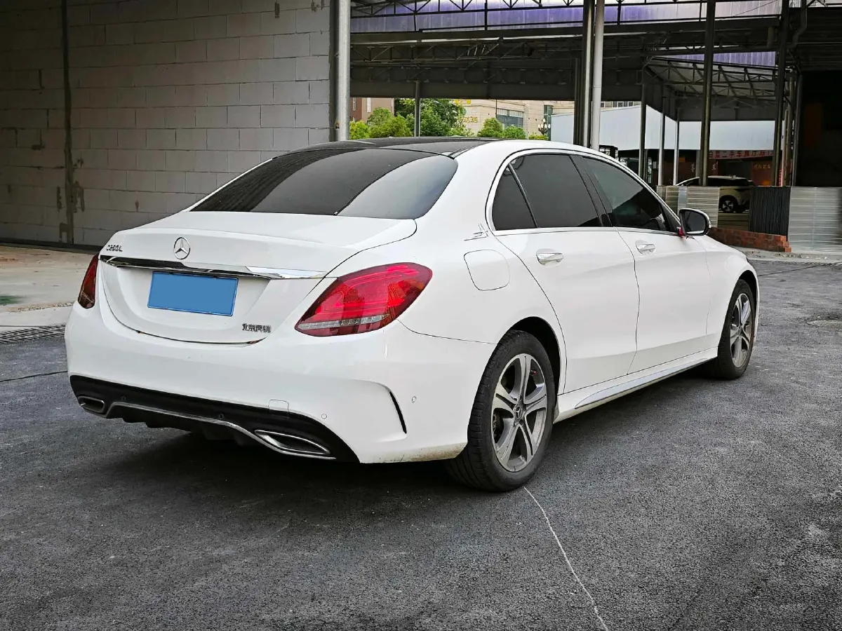2021 Mercedes-Benz C Class 1.5T 184HP L4 9AT,autocango,china used car exporter,china ev exporter,chinese used car exporter,chinese used ev exporter