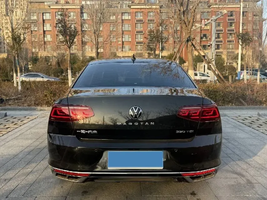 2023 Volkswagen Magotan 2.0T 186HP L4 7DCT,autocango,china used car exporter,china ev exporter,chinese used car exporter,chinese used ev exporter