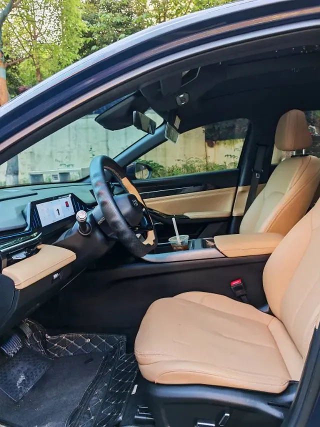 2023 Geely Galaxy L6 1.5T 163HP L4 3DHT PHEV,autocango,china used car exporter,china ev exporter,chinese used car exporter,chinese used ev exporter