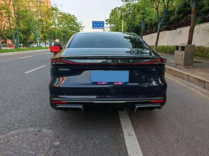 2023 Geely Galaxy L6 1.5T 163HP L4 3DHT PHEV,autocango,china used car exporter,china ev exporter,chinese used car exporter,chinese used ev exporter