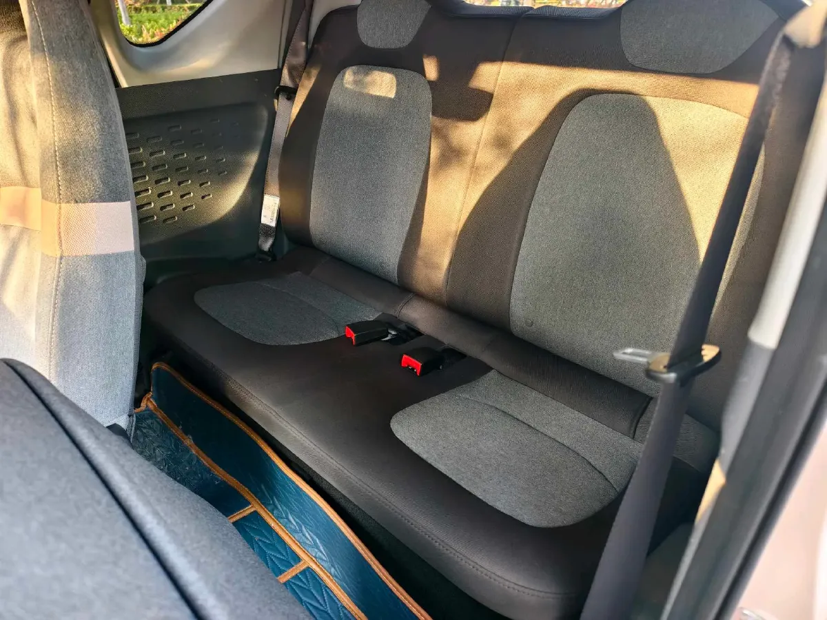 2021 WuLing HongGuang MINI EV BEV 13.9KWH,autocango,china used car exporter,china ev exporter,chinese used car exporter,chinese used ev exporter